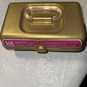 Caboodles Pretty In Petite Classic Makeup Case GOLD 9x6x4 USA Made Mirror